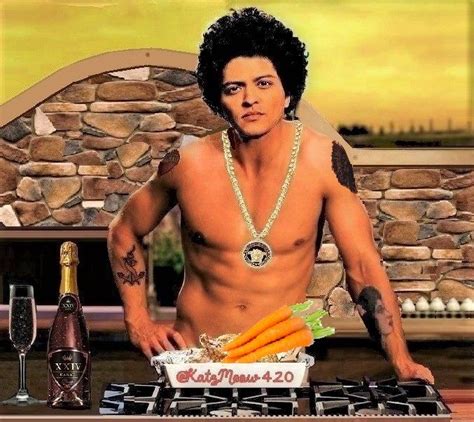 Bruno Mars naked